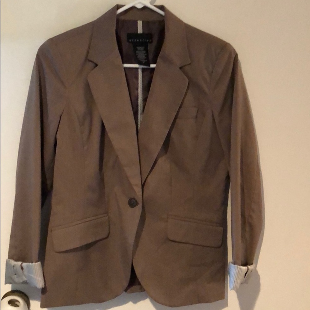 Tweed jacket.